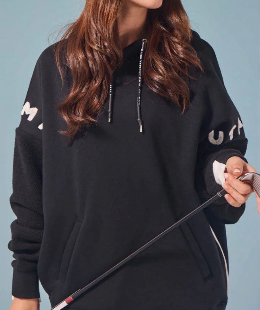 美品　muta MARINE ムータマリン パーカー 黒 ゴルフ 922