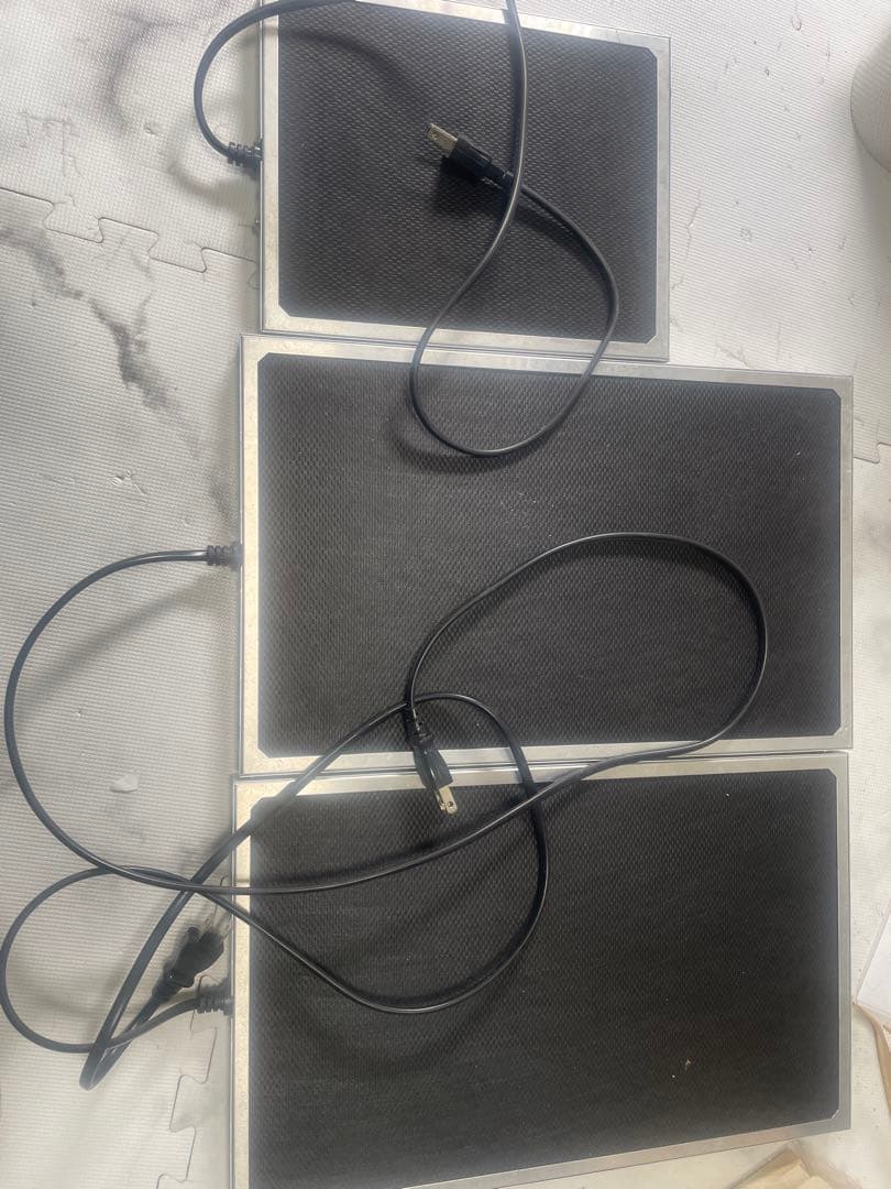 爬虫類用暖突mサイズ1個Lサイズ2個