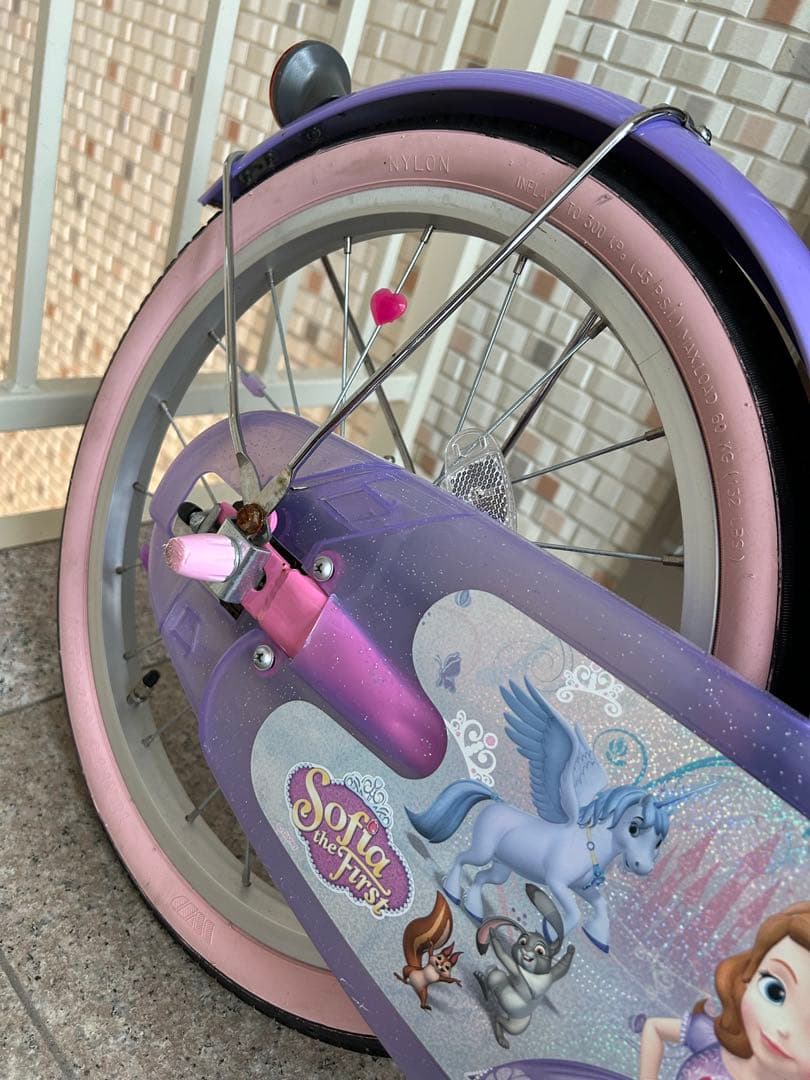 ソフィア　幼児用　自転車 三輪車　スタンド付き　補助輪付き　18センチ　中古品