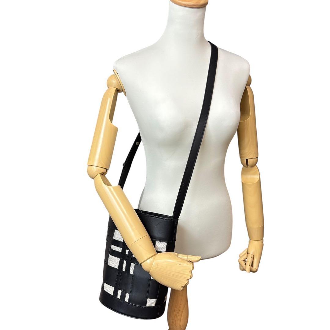 極美品◎ ヒロフ エスティーバ 斜めがけ可 ショルダーバッグ バケツ型