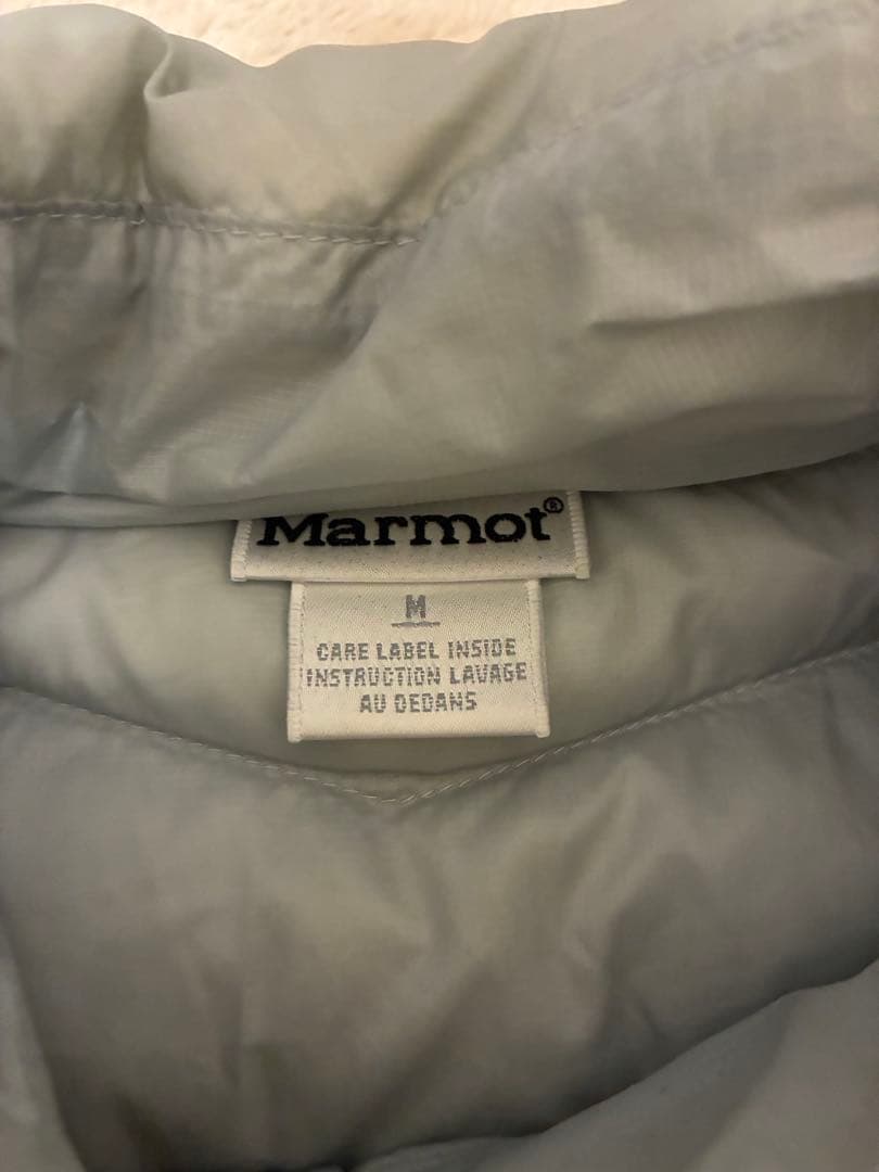 Marmot ダウン　フィルパワー700