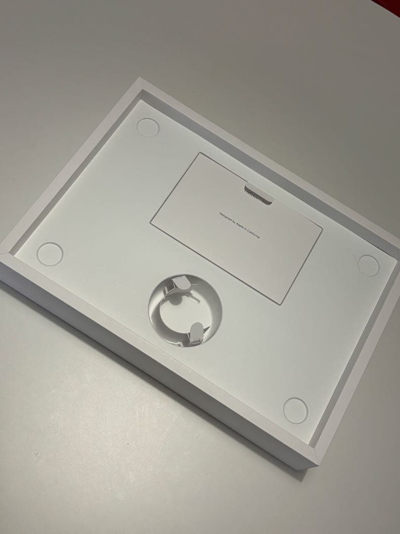 【美品】MacBook Pro M2チップ