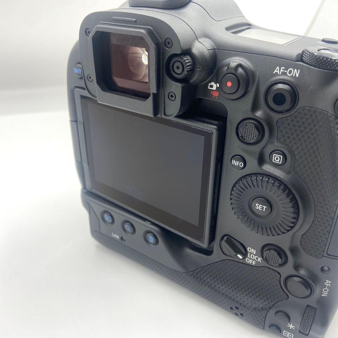 【極美品】　Canon キャノン　EOS R3 ミラーレスカメラ　フルサイズ