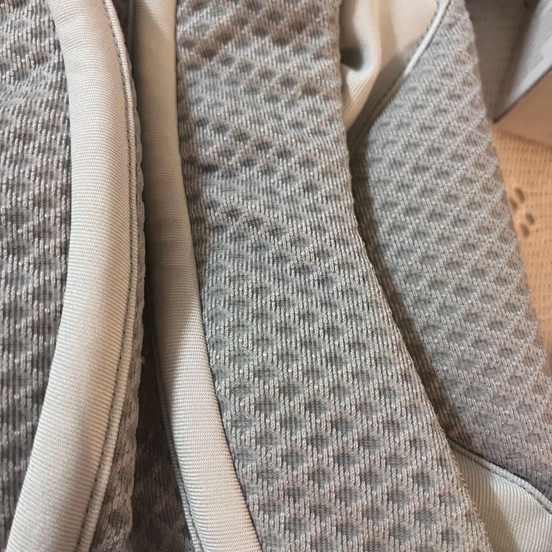 オムニブリーズ　エルゴベビー　パールグレー