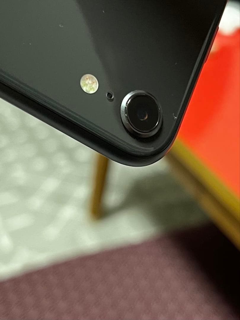 (美品)iPhone 8 64GB ドコモ SIMロック解除済み