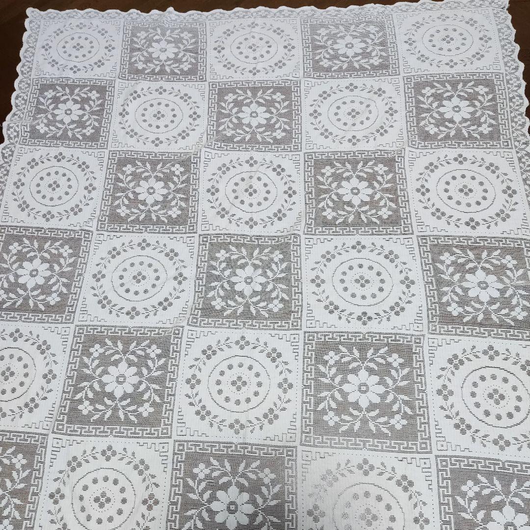 レースのテーブルクロス　インテリア敷物　レースクロス　152 x 120