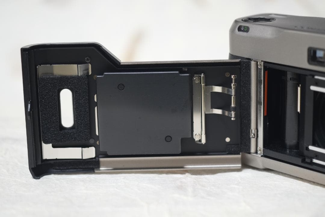 CONTAX S2 　【訳あり】　専用ケース付き