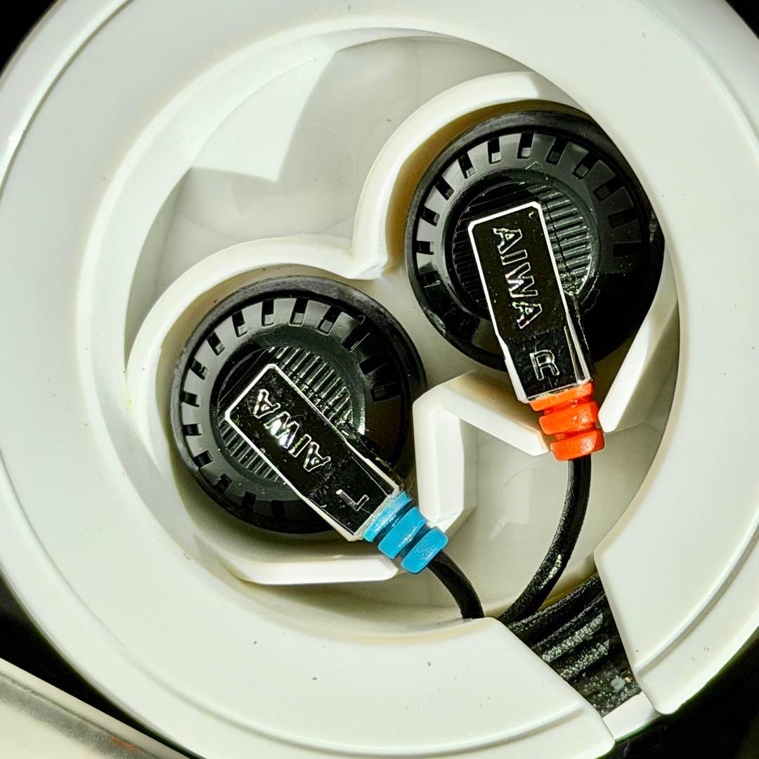 aiwa「HP-V1」インナーイヤー型ステレオイヤホン