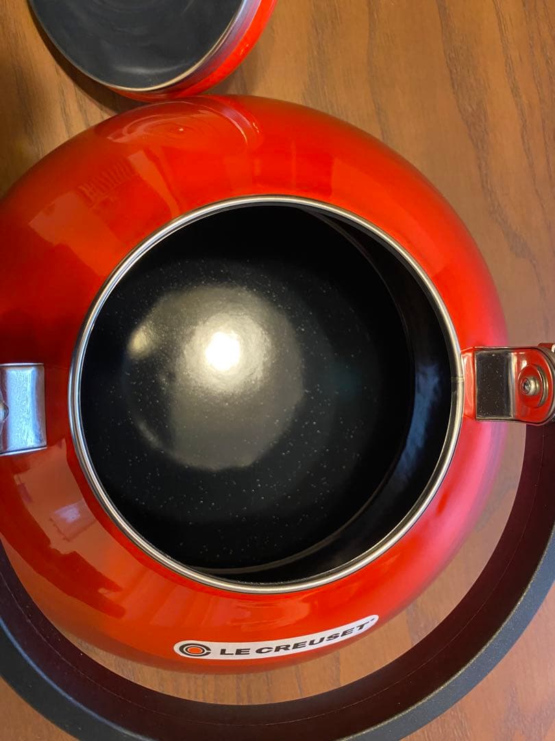 ちーちゃんさん専用ルクルーゼ　ケトル1.5L チェリー