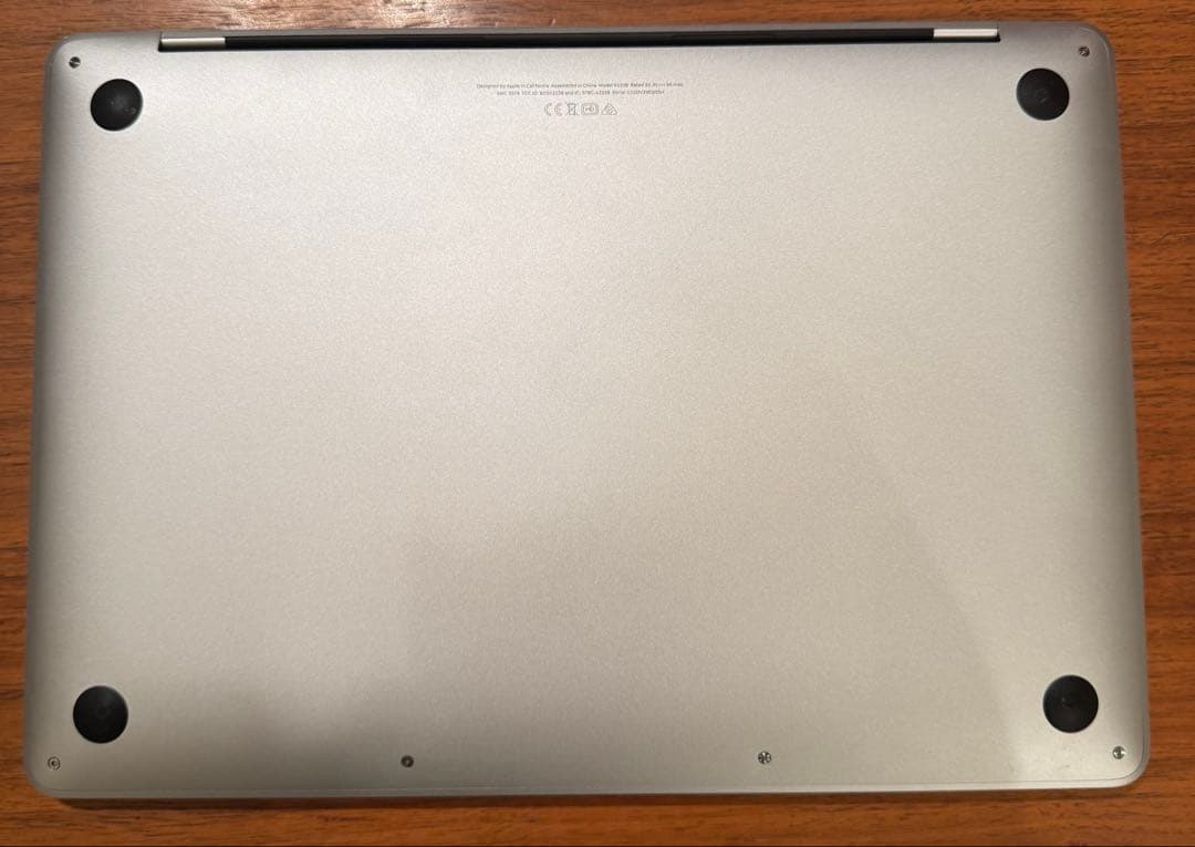 Macbook pro 2020 M1モデル