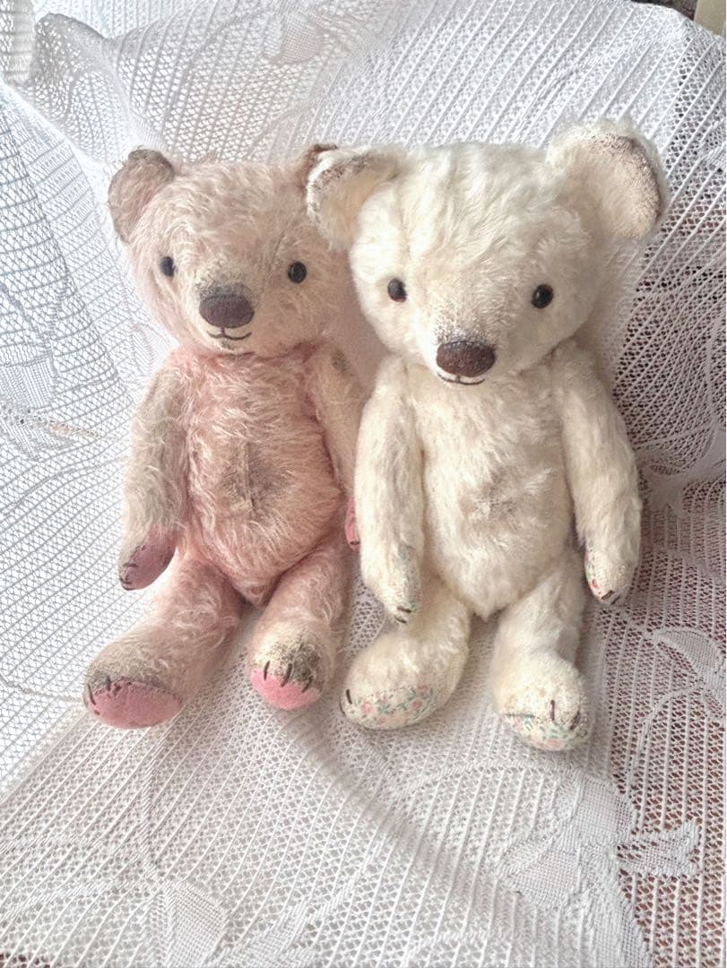 ハンドメイドベア(天然モヘア・アンティーク加工　ワンピ付き)全長28cm