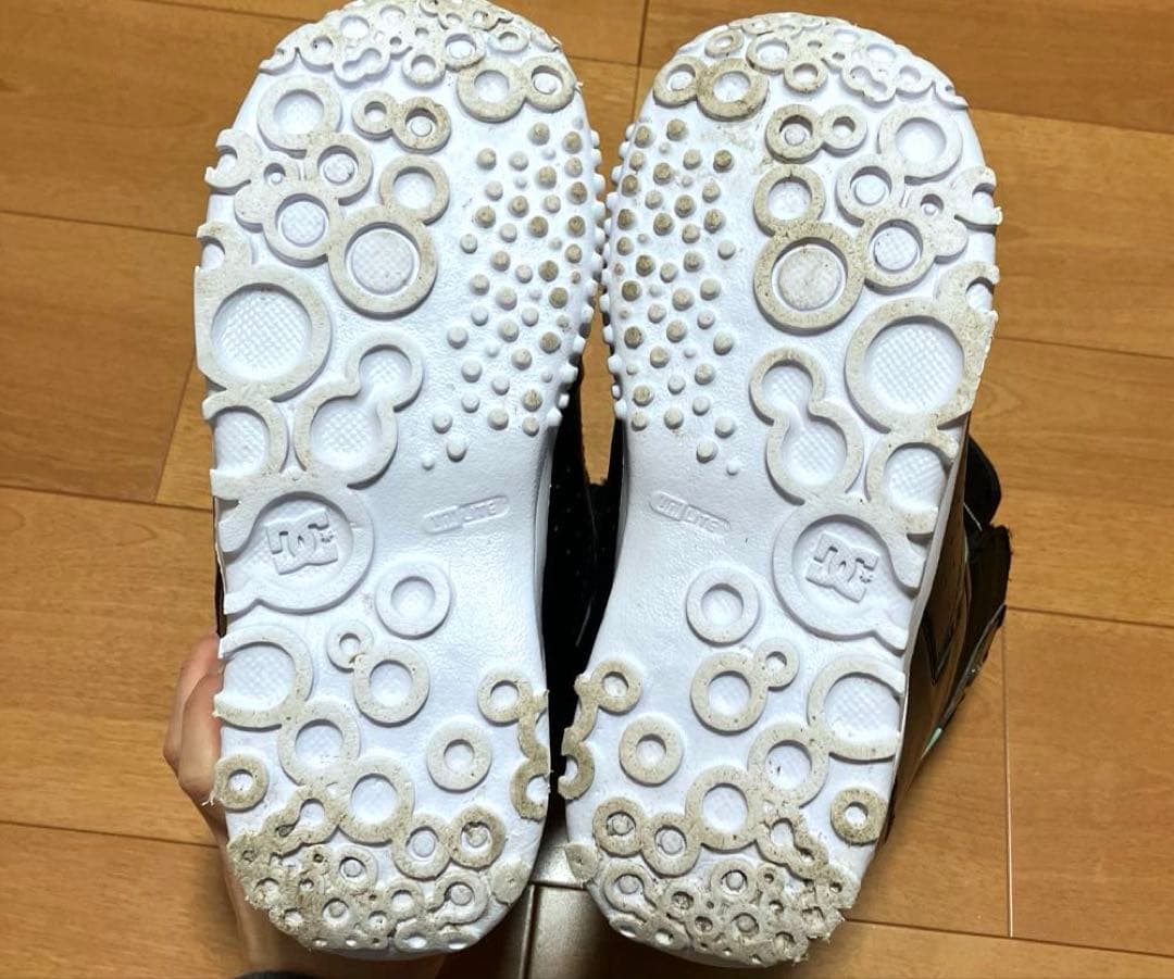 【着用1度のみ】DC ディーシー　BOAスノーボードブーツ　ボア　靴　24