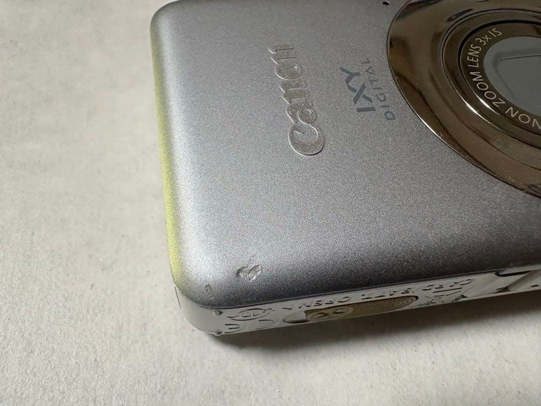 Canon IXY DIGITAL 110 IS シルバー