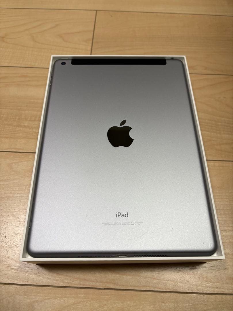 黒*リ様 iPad第6世代 Wi-Fi+Cellularモデル 32GB MR6