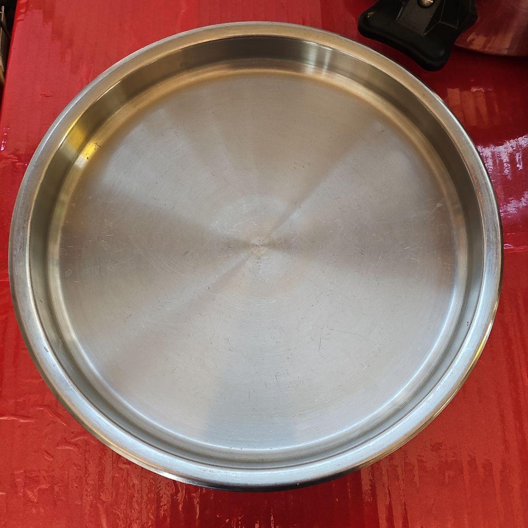 インコアダッチオーブン蒸し器付き