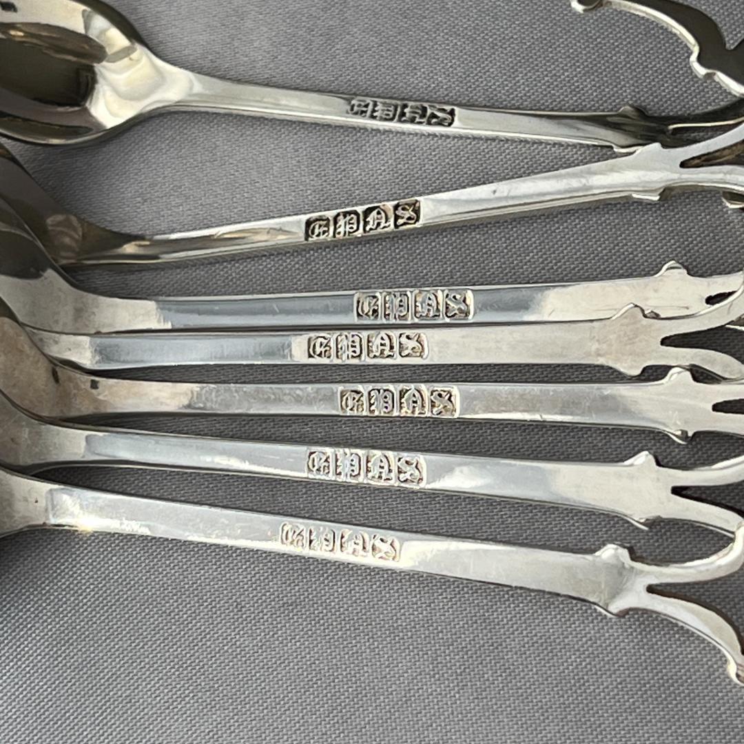 【英国】 透かしのティースプーン / シュガートング 6名用 ケース