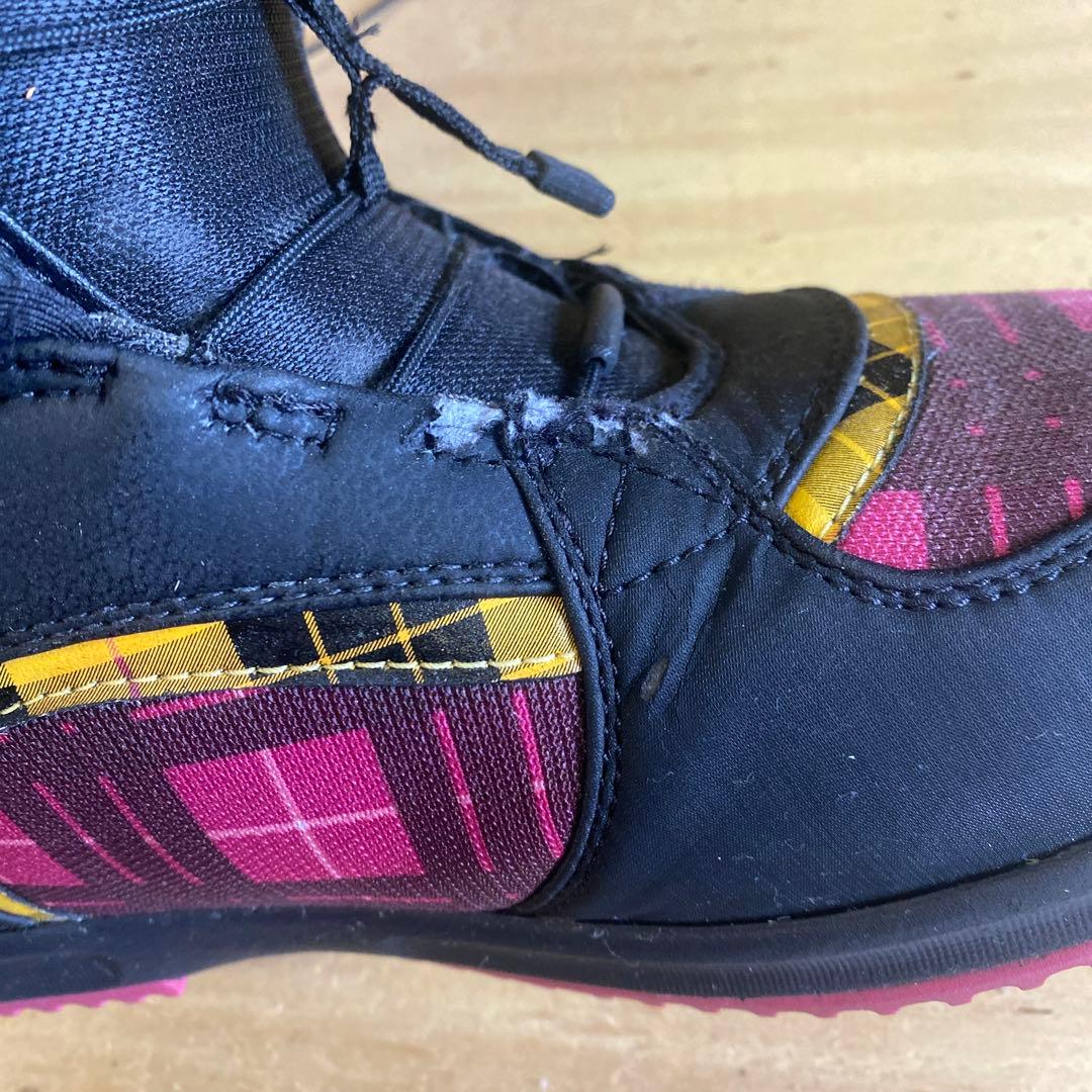 Burton スノーボードブーツ　23.5センチ