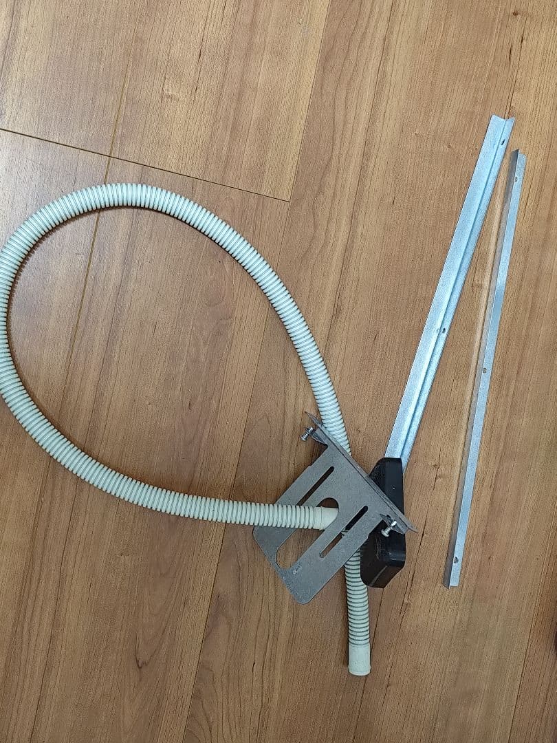 M*n様 コロナ ウインドエアコン CWH-A1812 冷暖房兼用 窓用エアコン