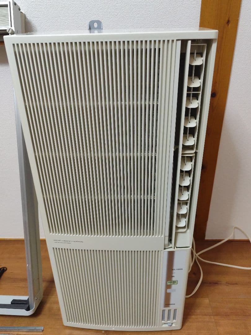 M*n様 コロナ ウインドエアコン CWH-A1812 冷暖房兼用 窓用エアコン