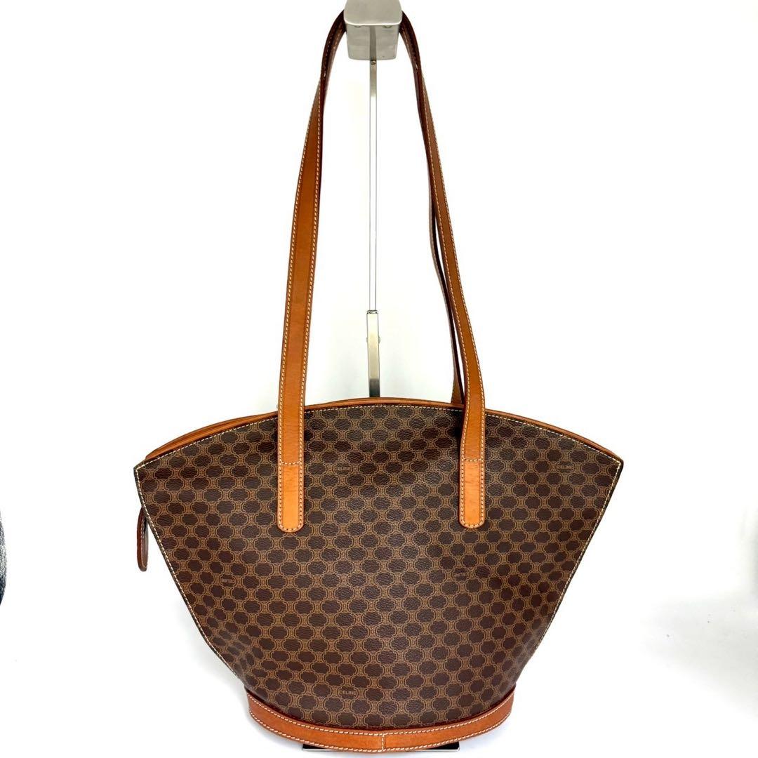 ○アイテム セリーヌ トートバッグ ショルダーバッグ トリオンフ マカダム柄