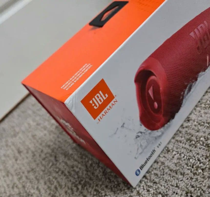 新品・未使用品 JBL Charge 5 レッド