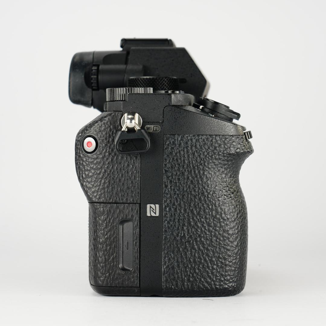 極美品！SONY α7II完全セット4,798回 フルサイズデビューに最適