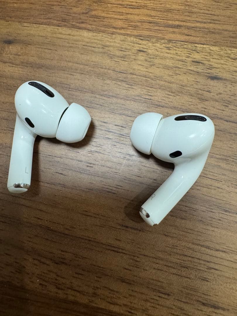 AirPods第一世代本体 ホワイト 充電ケース付き