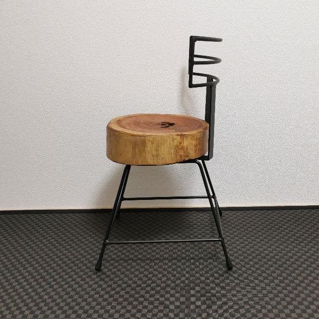 アイアンチェア