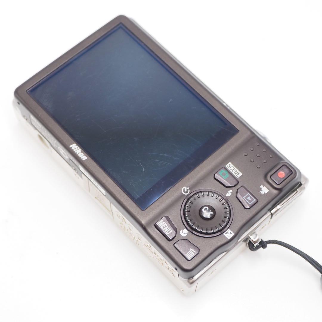 デジタルカメラ Nikon CoolPIx S6200 別売りケース付