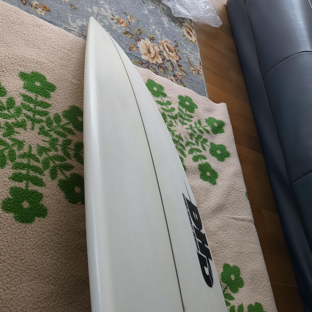 DHDサーフボード フェーズ3　5,4　21L