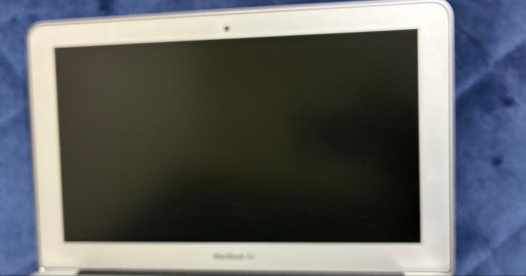 完動品　MacBook air 11インチ　2015 Intel Mac