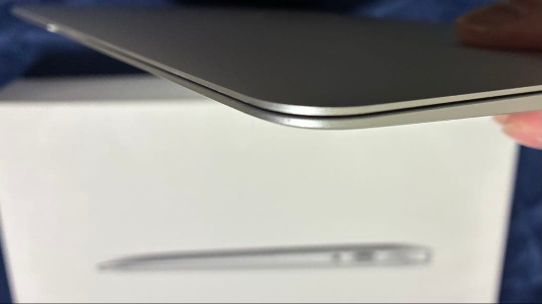 完動品　MacBook air 11インチ　2015 Intel Mac