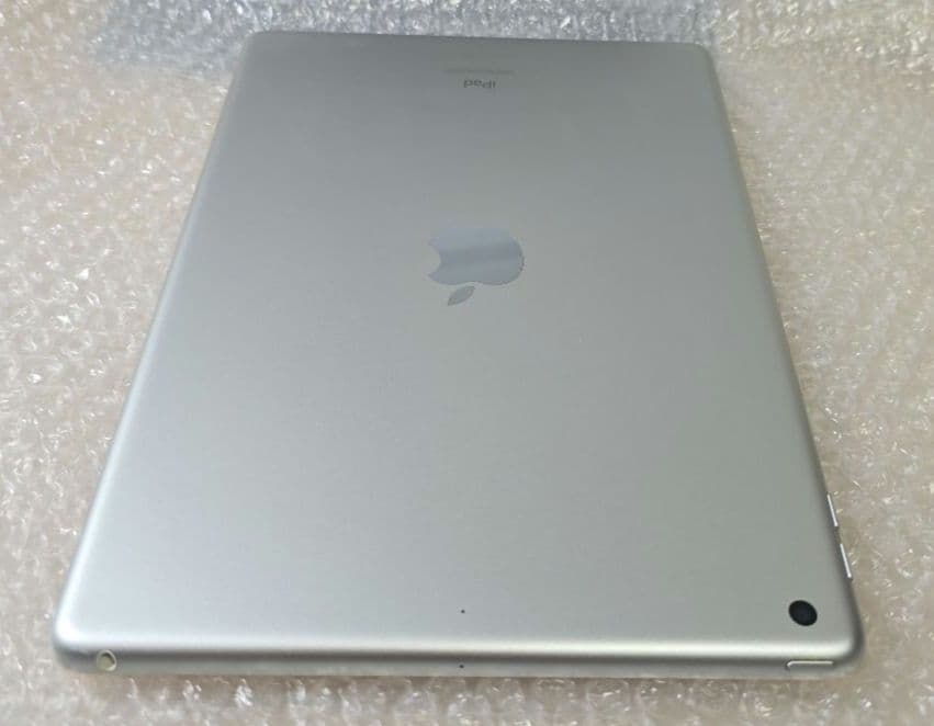 1*ュ様 比較的美品■iPad 8◼️第8世代◼️Wi-Fi版◼️バッテリー良品