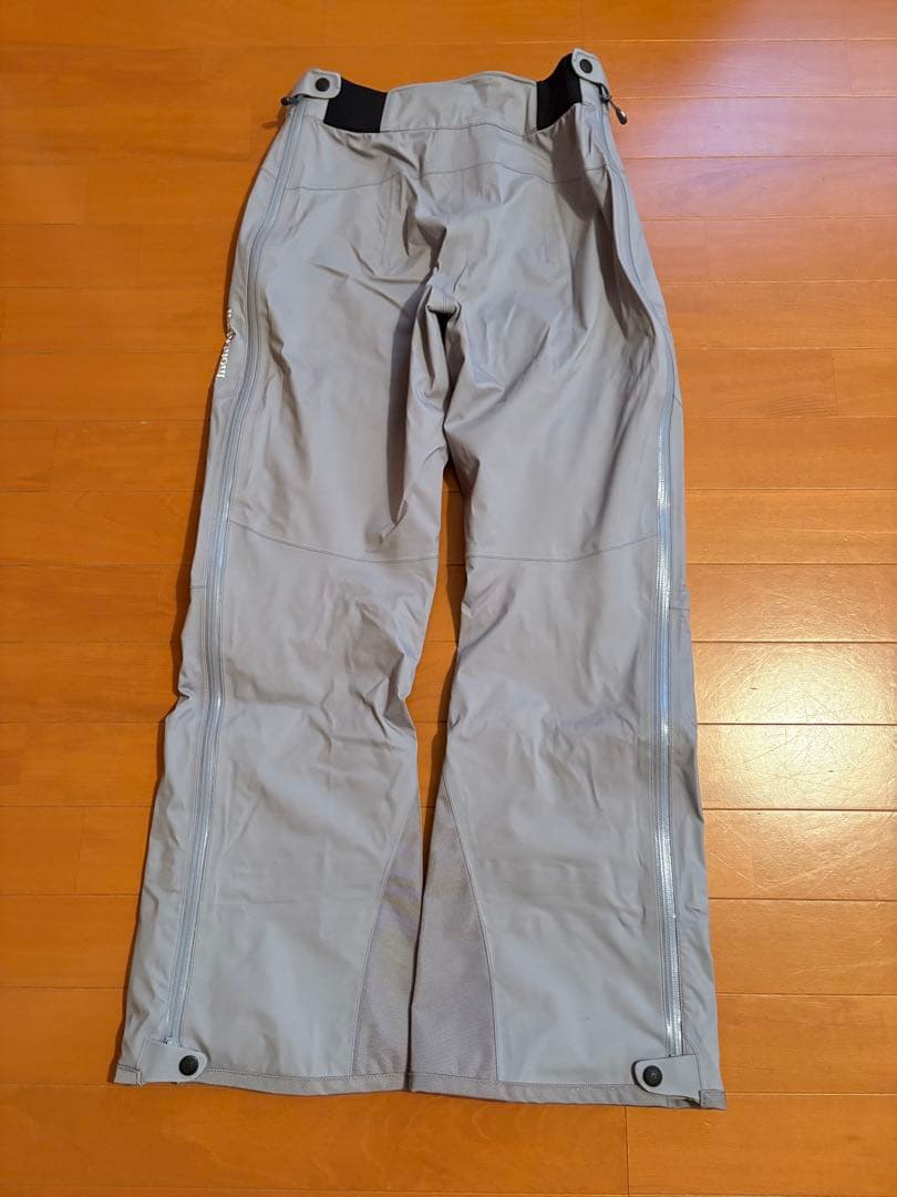 モンベル　パウダートラック サーマパンツ　ゴアテックス　レディースM