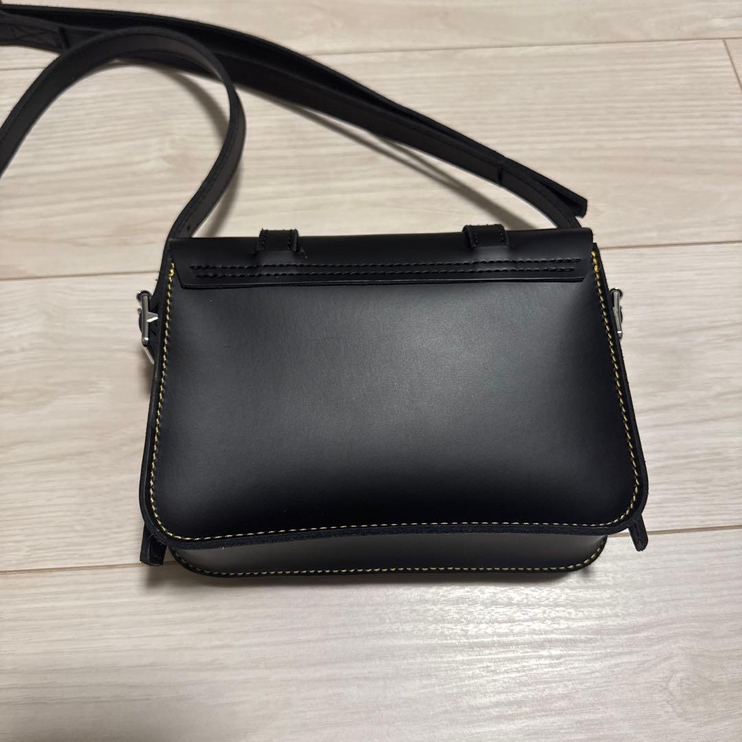 【美品】Dr.Martens 7インチ サッチェルバッグ ブラック