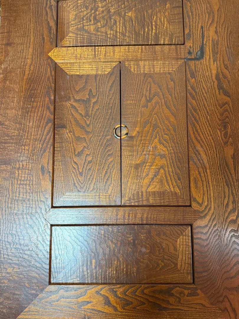 重厚で木目の美しい関西火鉢　長火鉢