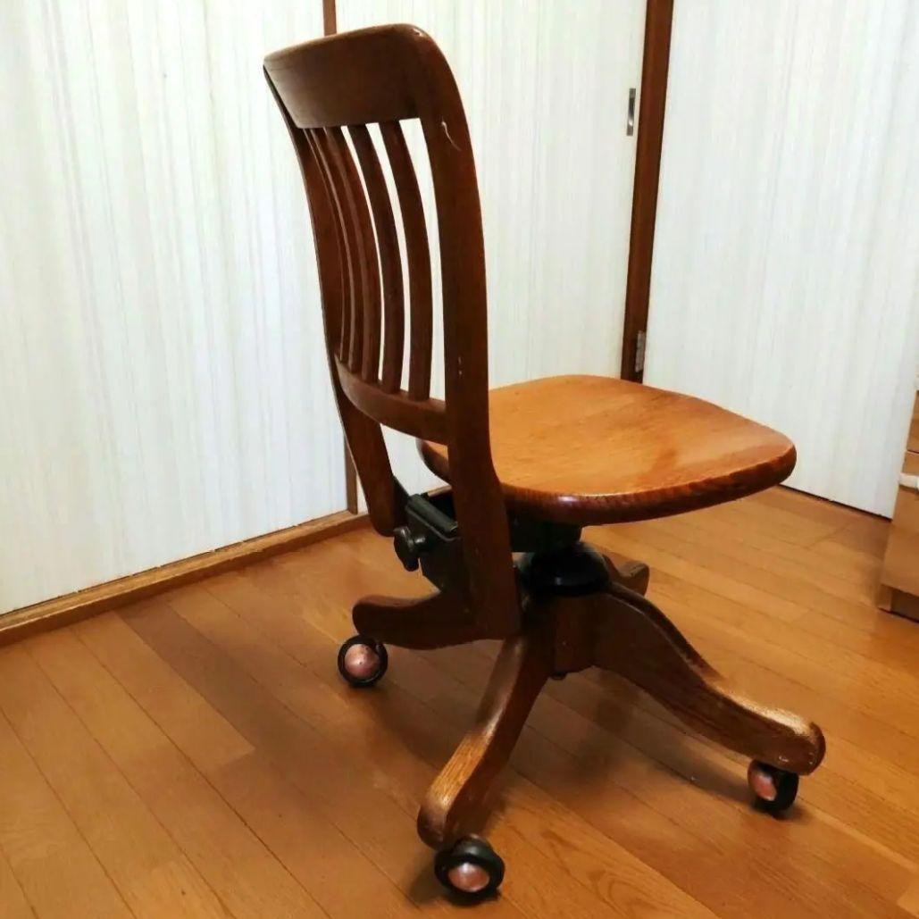 木製キャスター付き 回転式デスクチェア(ムートンチェアパッド付き)