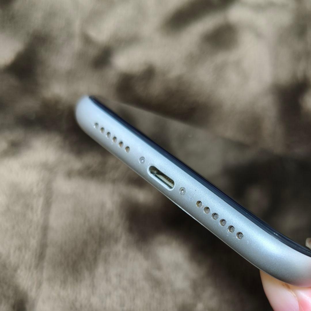【バッテリー80%】訳あり iphone11 ホワイト 64GB simフリー