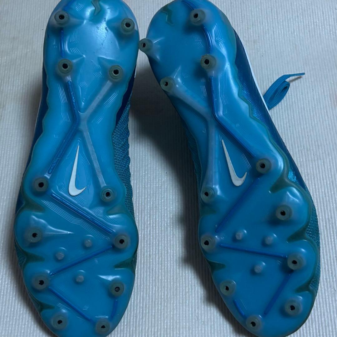 ナイキ　サッカースパイク　 ファントムルナ　ag ハイパーヴェノム