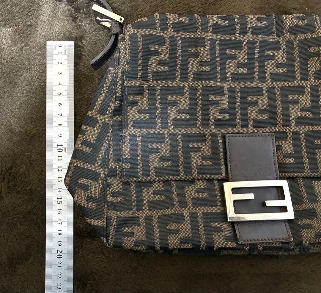 FENDI FFロゴパターン ハンドバッグ