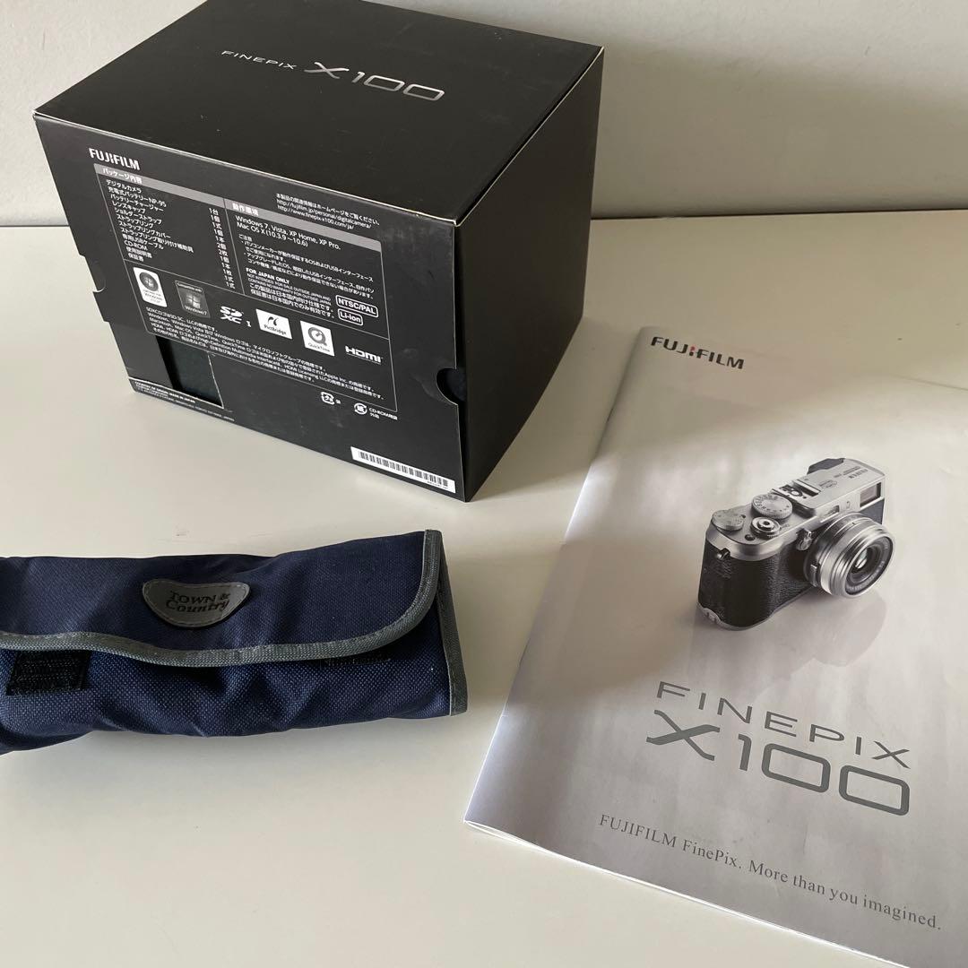Fujifilm X100　アクセサリー多数付属