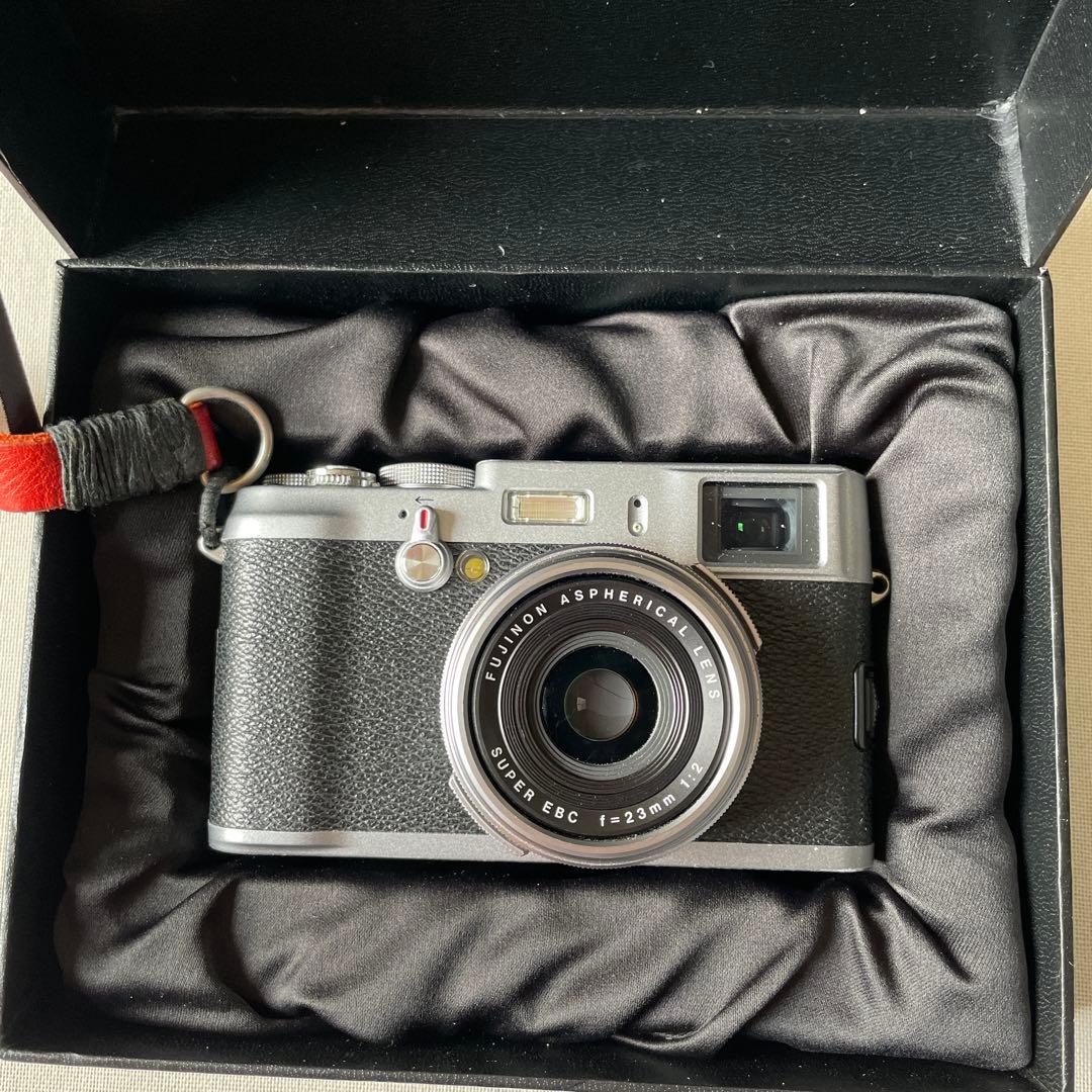 Fujifilm X100　アクセサリー多数付属