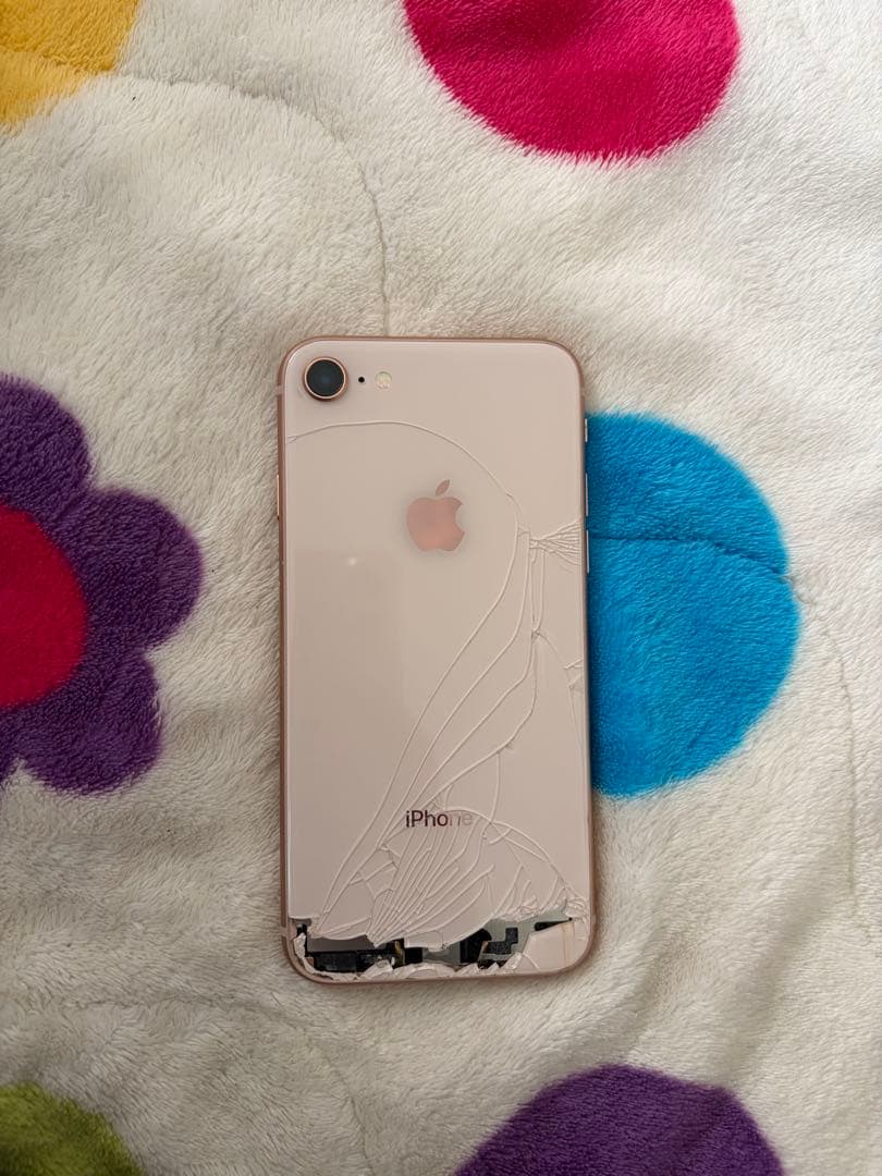 iPhone8 本体 箱付き