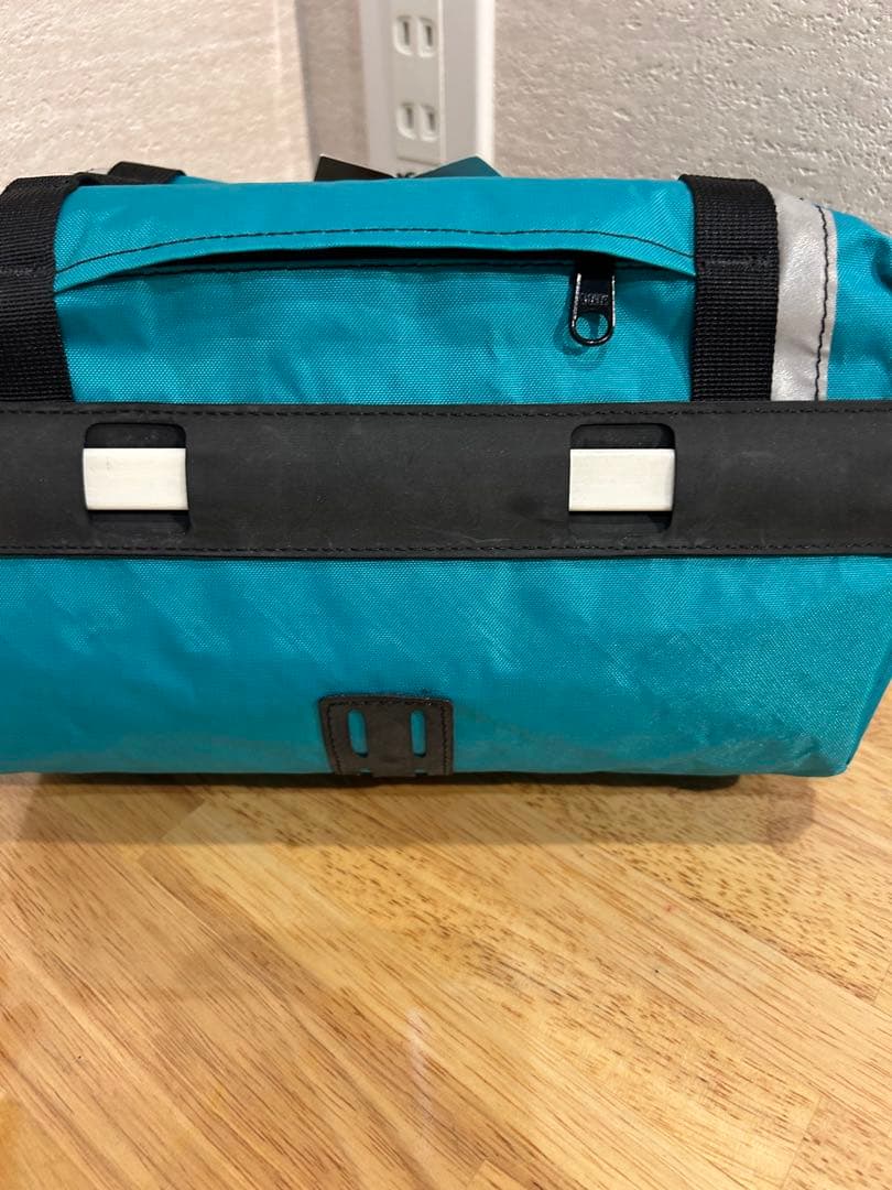 希少　SWIFT INDUSTRIES catalyst pack (TEAL)