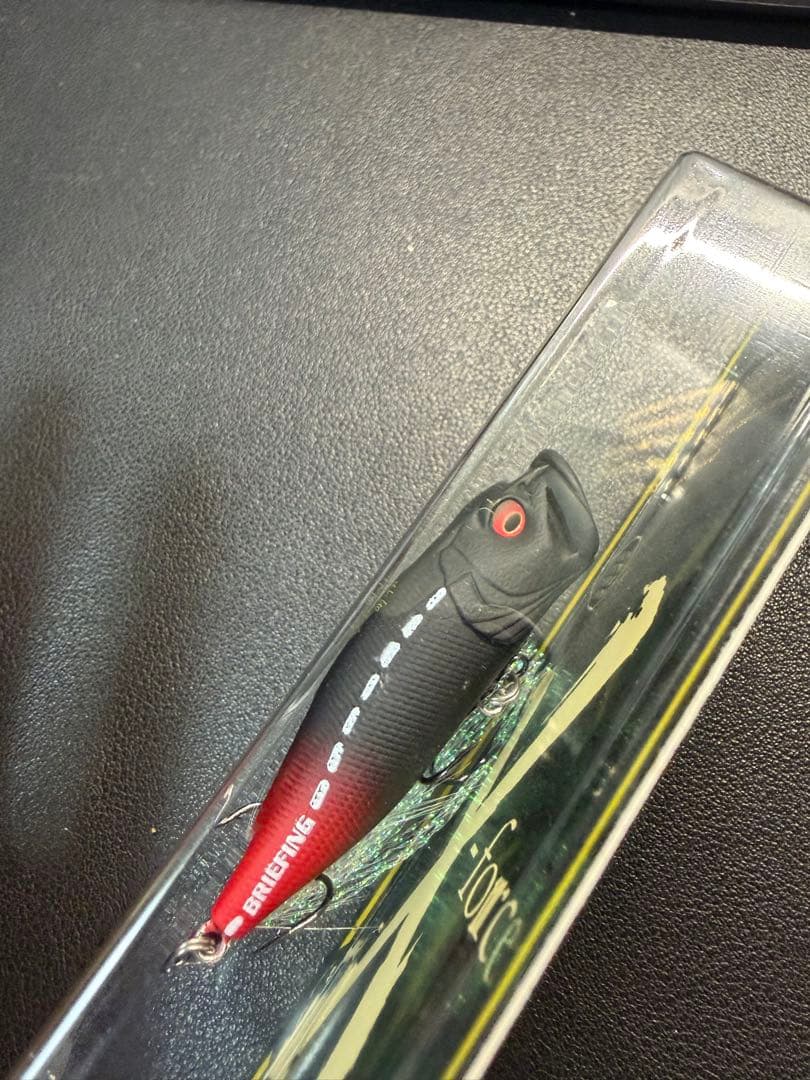 Megabass POP X BRIEFINGコラボJET BLACK