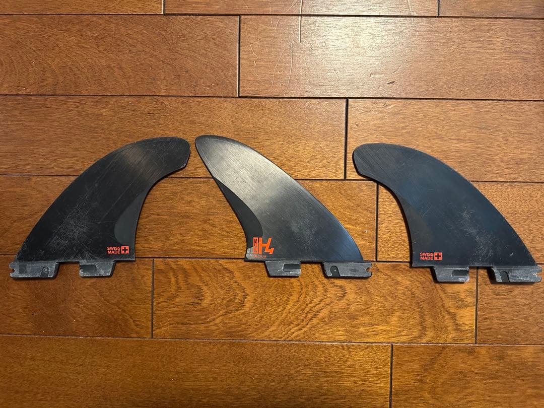 FCS2 H4 スイス製 3フィン M ミディアム