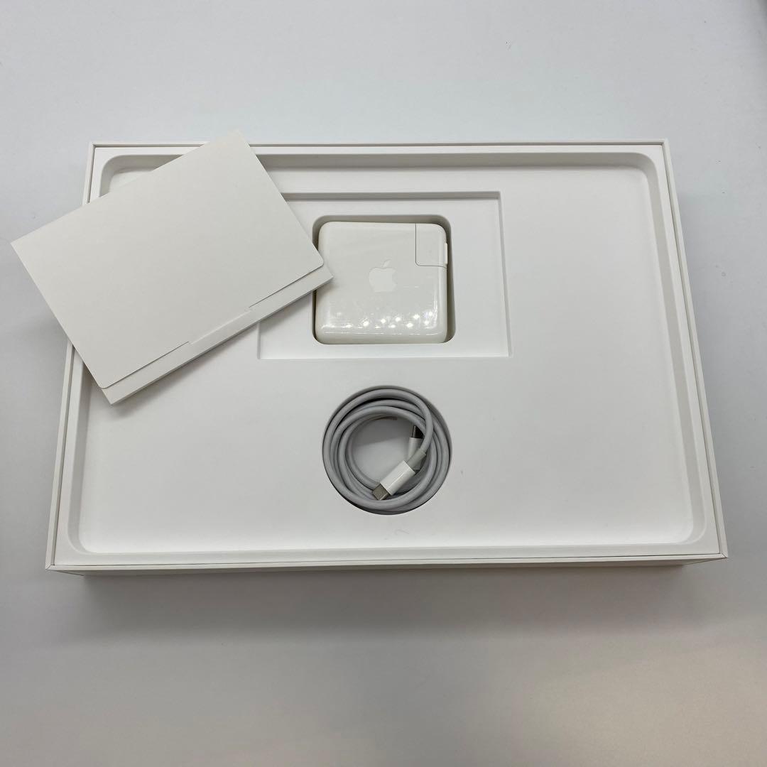 MacBook Pro 2017 13インチ　美品　完動品