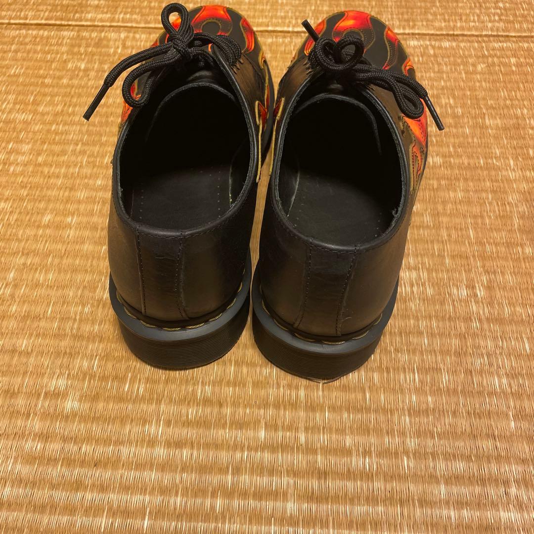 Dr. Martens 炎デザイン 3ホール
