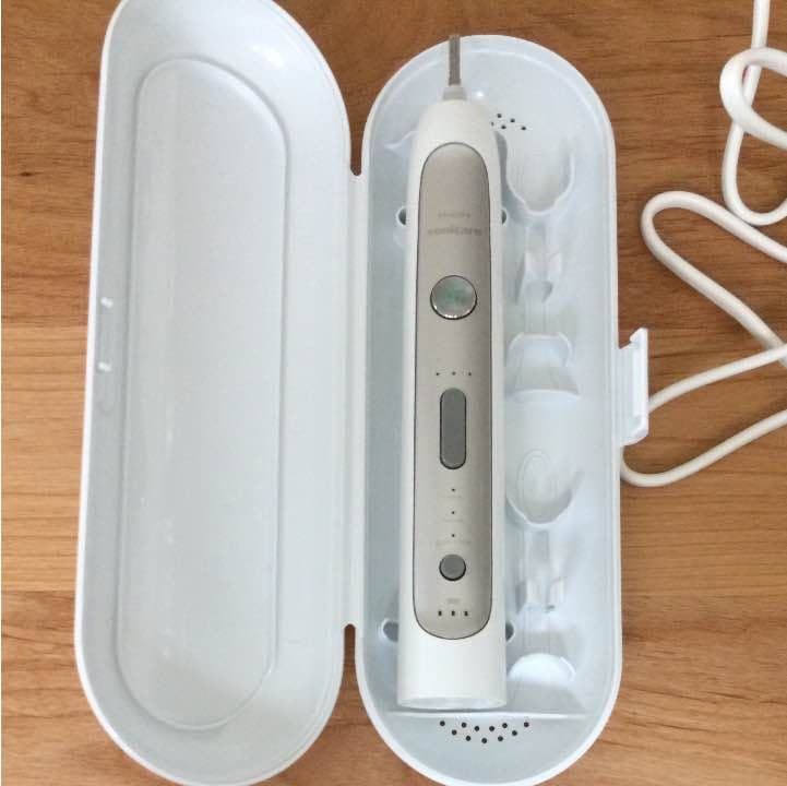 【美品】フィリップス ソニッケアー電動歯ブラシ