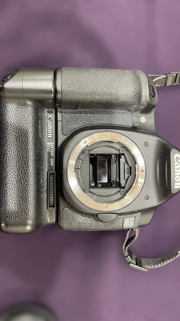 Canon EOS 50D 本体 バッテリーグリップ付（レンズなし）